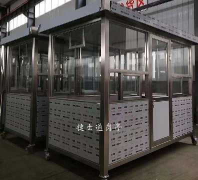 兩個(gè)，定制不銹鋼崗?fù)ぃ?.5*3米，滄州獻(xiàn)縣
